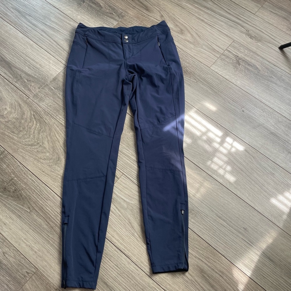 KUHL Transcendr Skinny Indigo in color‎ Women’s Size 6 Regular